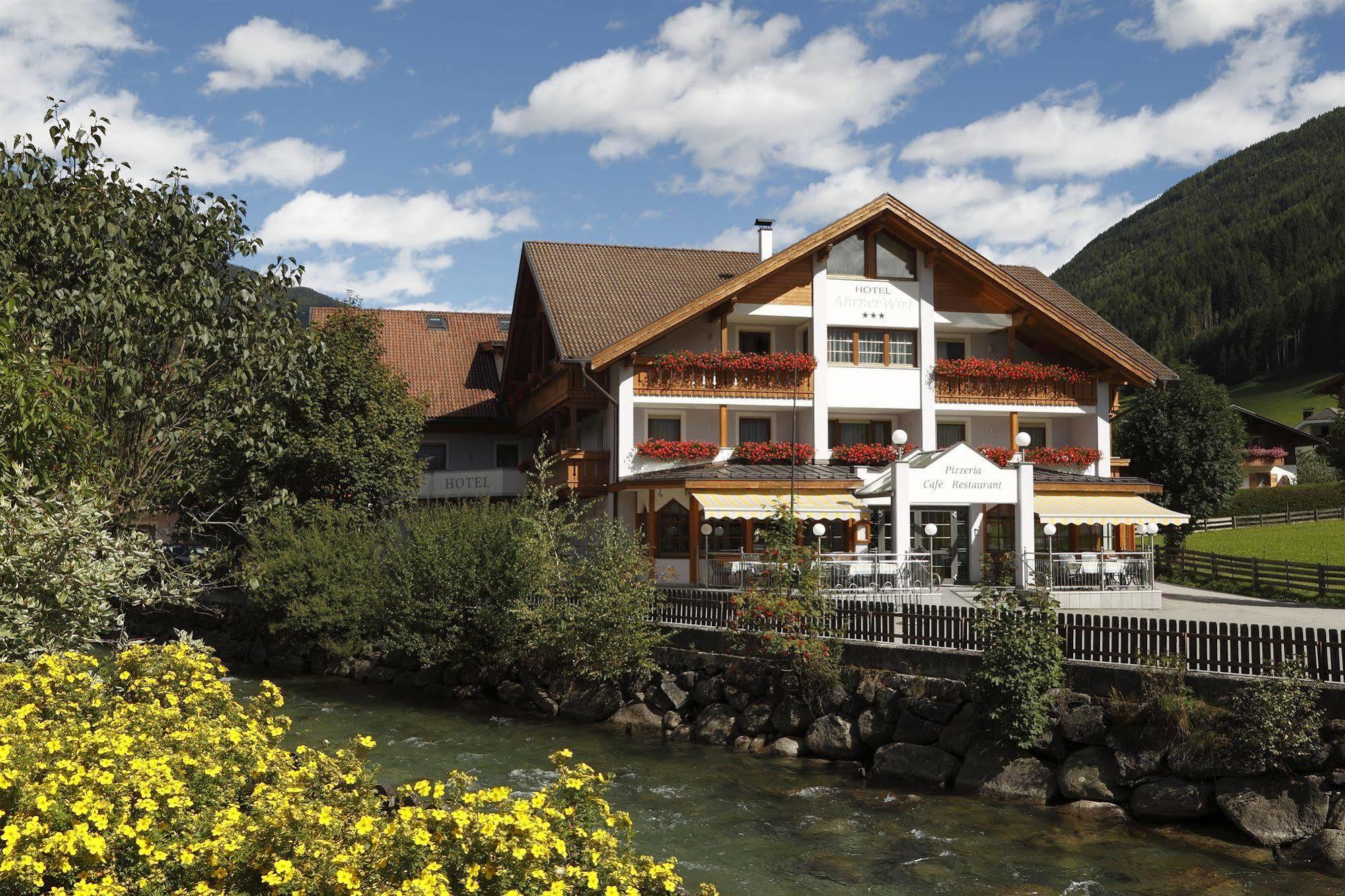Ahrner Wirt Apartments Ahrntal Exterior photo